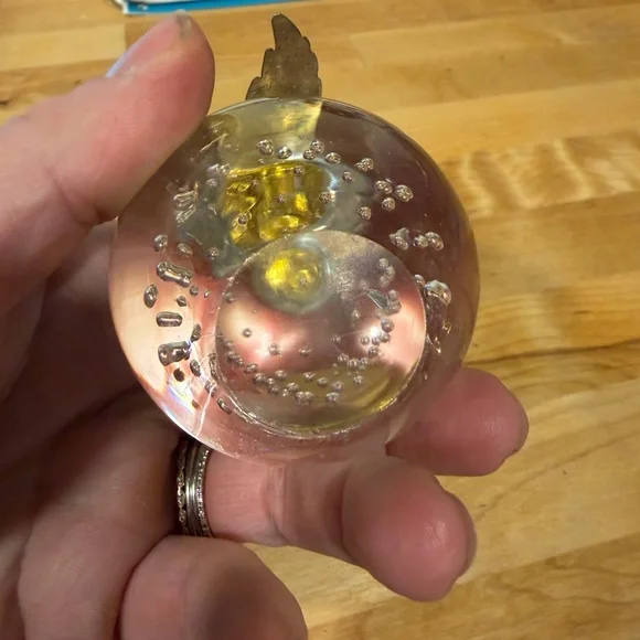 Vintage Silverstri Glass Apple Paperweight With Brass Stem - Picture 3 of 4